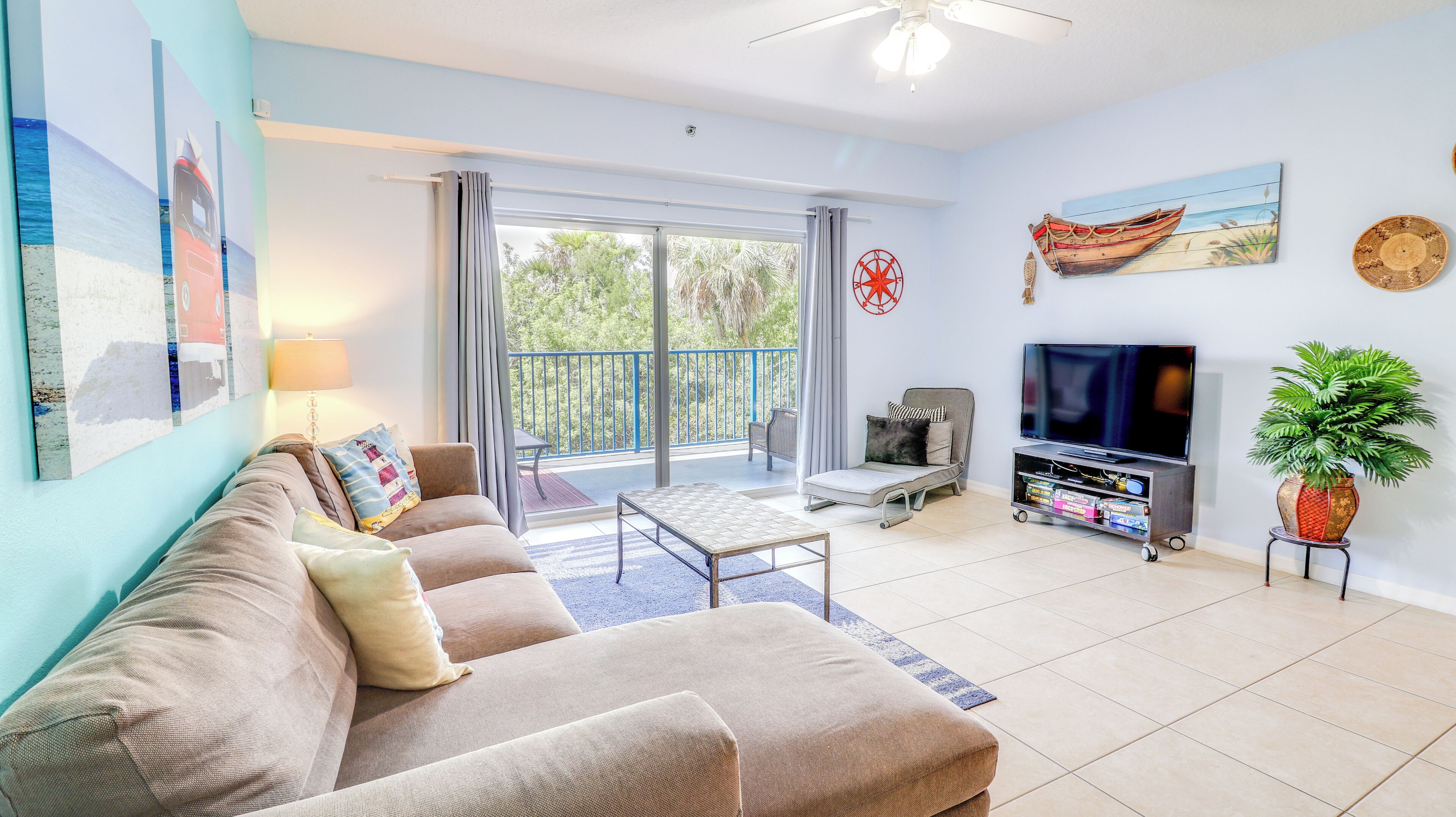 Smart TV, computer monitors