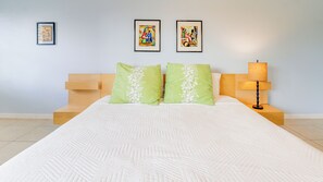 3 bedrooms, desk, iron/ironing board, travel cot