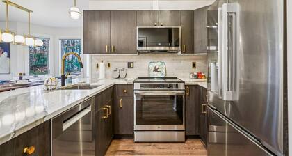 Ski In/Ski Out Pico Resort Unit E106: 3BR newly renovated condo