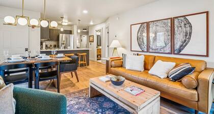 Ski In/Ski Out Pico Resort Unit E106: 3BR newly renovated condo