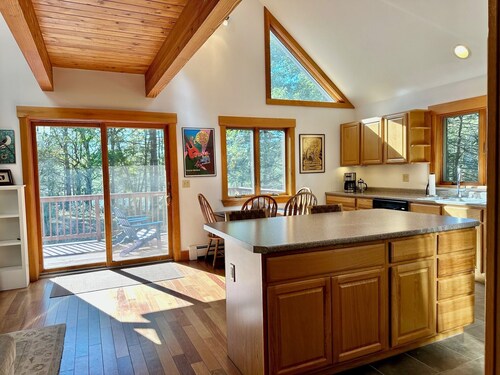 Peaceful Georgetown Retreat with Water Views, Near Reid State and Popham