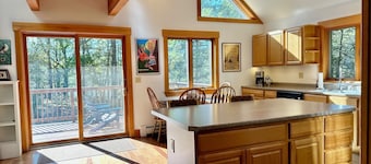 Peaceful Georgetown Retreat with Water Views, Near Reid State and Popham