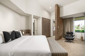 6 多间卧室、熨斗/熨衣板、免费 WiFi、床单