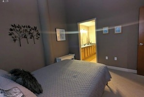 2 habitaciones, wifi gratis y ropa de cama