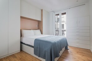 2 chambres, fer et planche à repasser, Wi-Fi, literie fournie