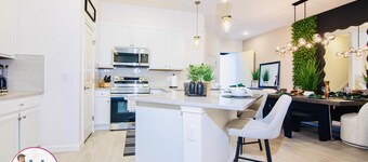 ParadisoGrande 5BD/5BH "2mi SeaWorld" FREE Resort