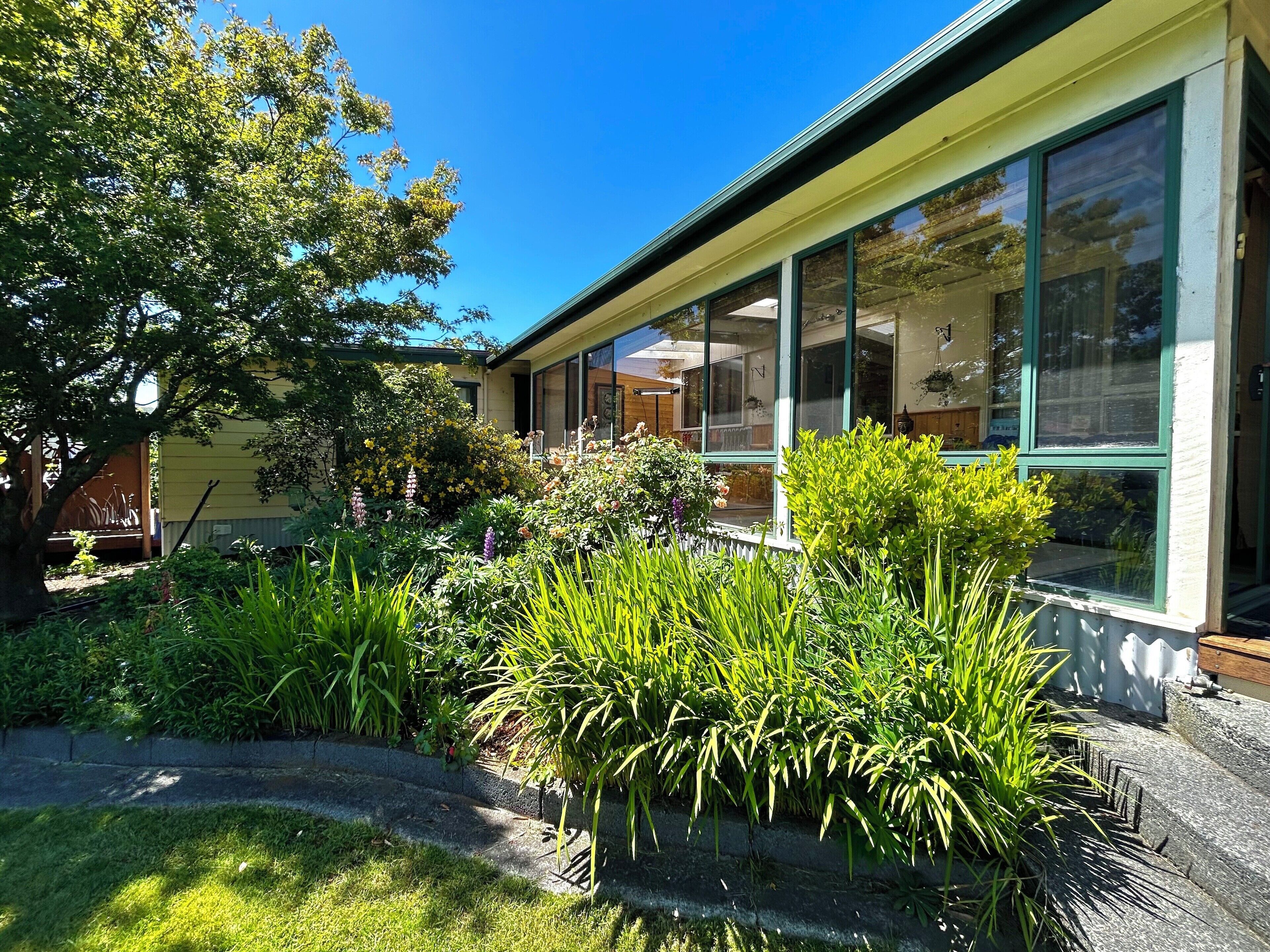 Suite – comfort, fjellutsikt | Hageutsikt