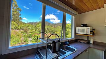 Suite Superior, 2 camere da letto, vista montagna | Cucina privata | Frigorifero, microonde, bollitore elettrico
