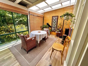 Suite Confort, vistas a la montaña | Comedor