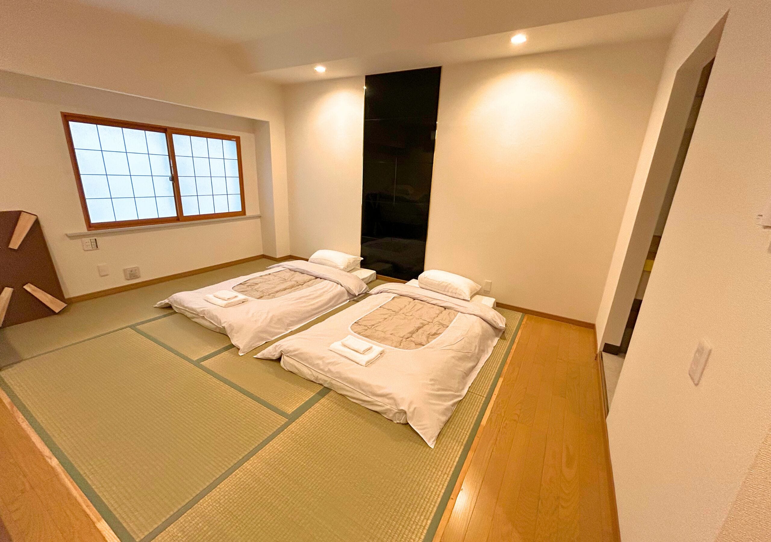 Japanese-style Quadruple Room | Iron/ironing board, free WiFi