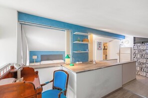 2 Schlafzimmer, Bügeleisen/Bügelbrett, Bettwäsche