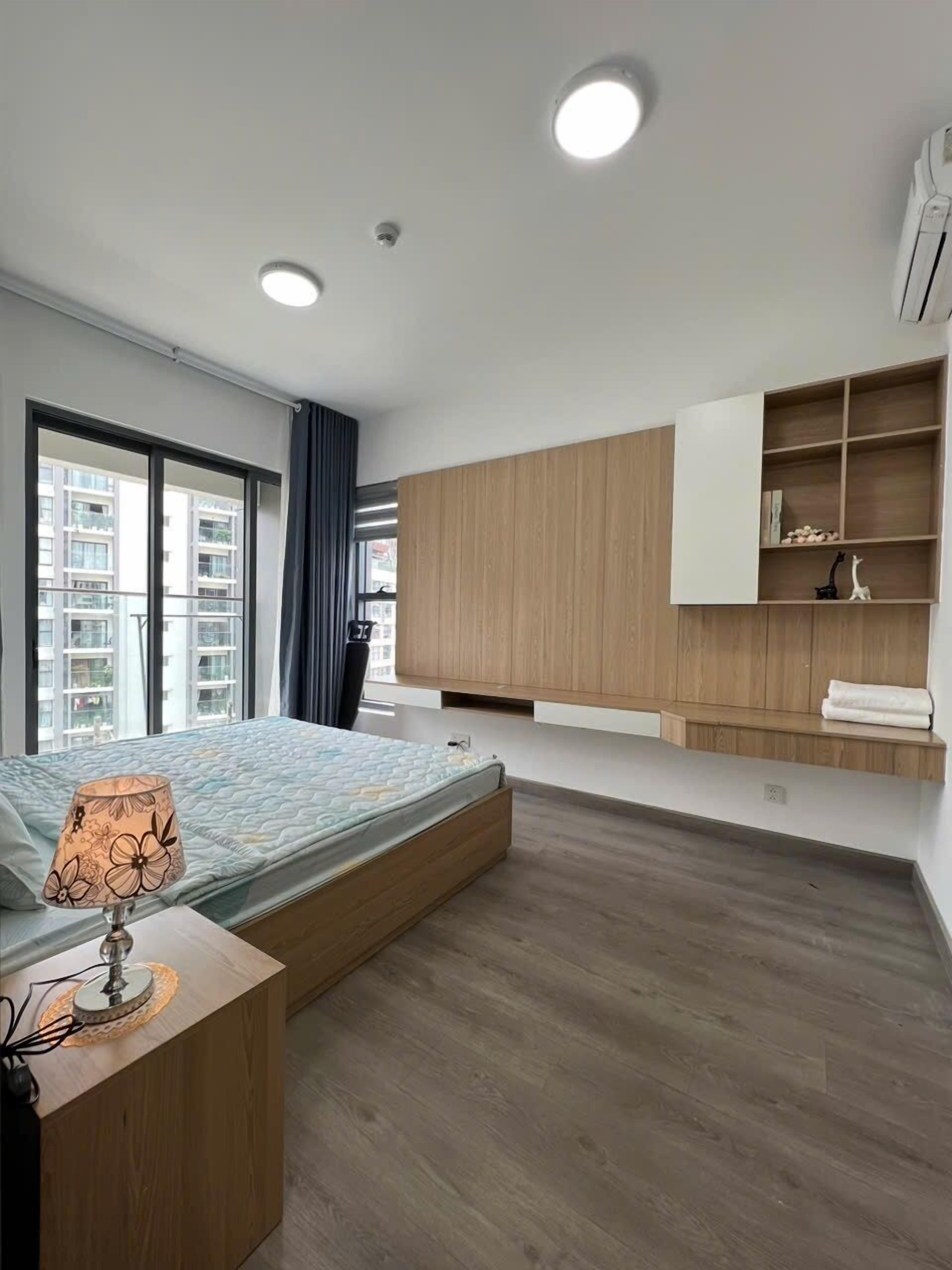 Family Apartment | Desk, free WiFi