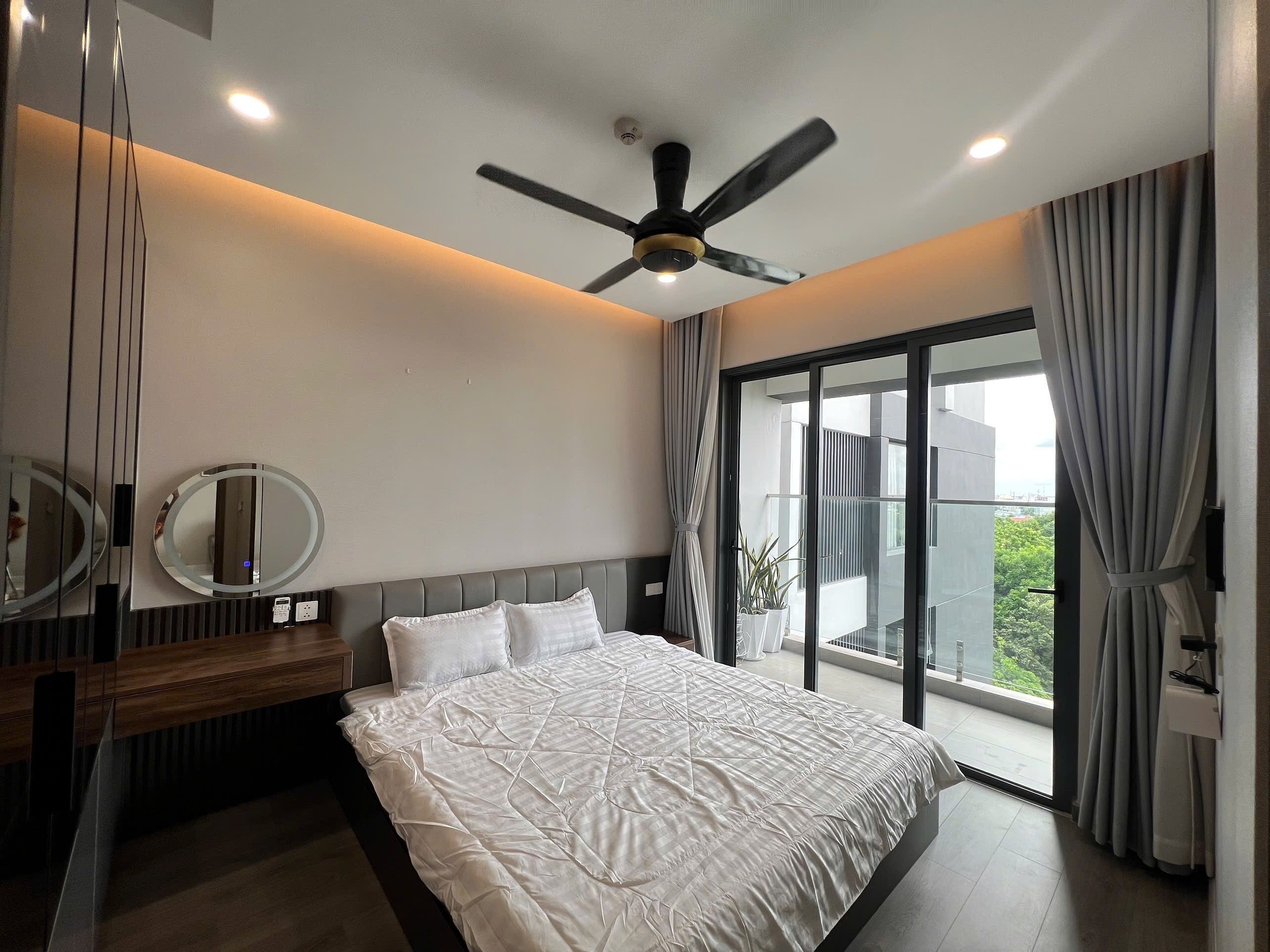 Deluxe Apartment | Desk, free WiFi