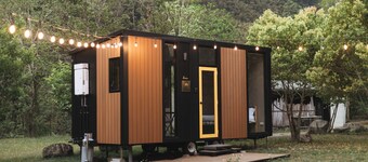 Lanyin Hut 2 (瀾音小屋 2)
