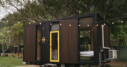Lanyin Hut 3 (瀾音小屋 3)