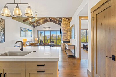 Moonlight Basin Retreat | Ski-In/Out + Patio