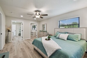 4 bedrooms, free WiFi, bed sheets