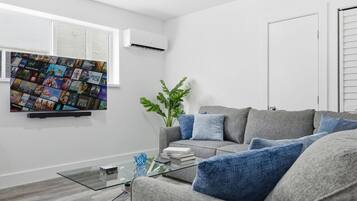 Fernseher, Stereoanlage