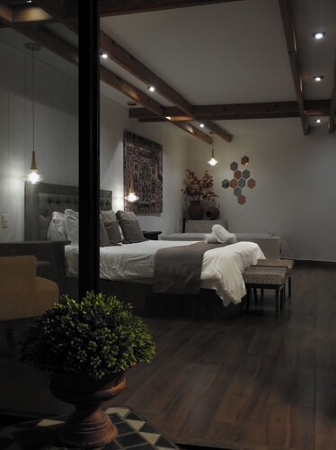 03 Centrally located apartment