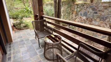 Deluxe Double Room, 1 King Bed, Terrace, Garden View | In-room safe, blackout curtains