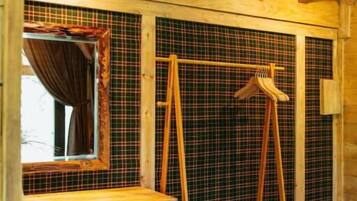 Deluxe Double Room, 1 King Bed, Private Pool, Pool View | In-room safe, blackout curtains