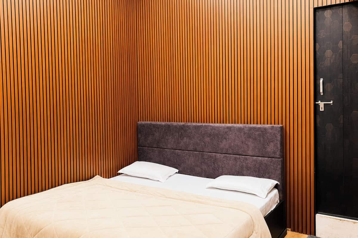 เครื่องนอนป้องกันสารก่อภูมิแพ้, โต๊ะทำงาน, ห้องเก็บเสียง, Wi-Fi ฟรี