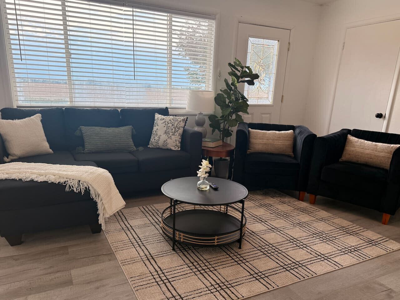 テレビ、書庫、書斎 / ワークスペース