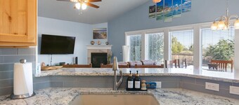 Boise BnB`s Beach House with hot tub