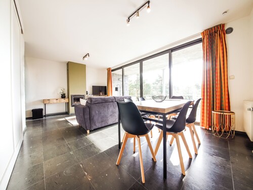 Beautiful apartment overlooking the golf course