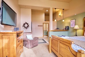 1 bedroom, iron/ironing board, free WiFi, bed sheets