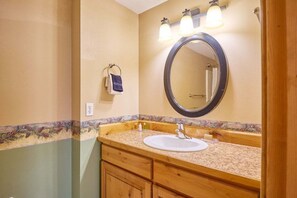 Hair dryer, towels
