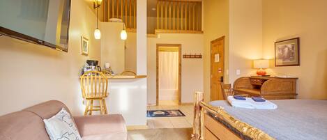 Fer et planche à repasser, Wi-Fi gratuit, draps fournis