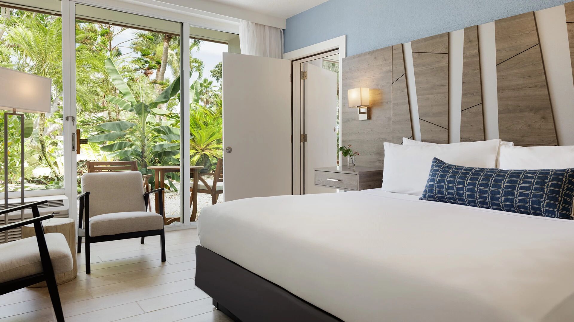 2 chambres, fer et planche à repasser, accès au Wi-Fi (inclus)