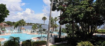 Serene Getaway w/Balcony - Access to Adventure & City Excitement, Beach Escape