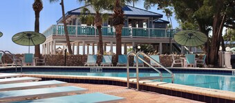 Tropical Escape w/Ocean View | Marina Access & Downtown Attractions