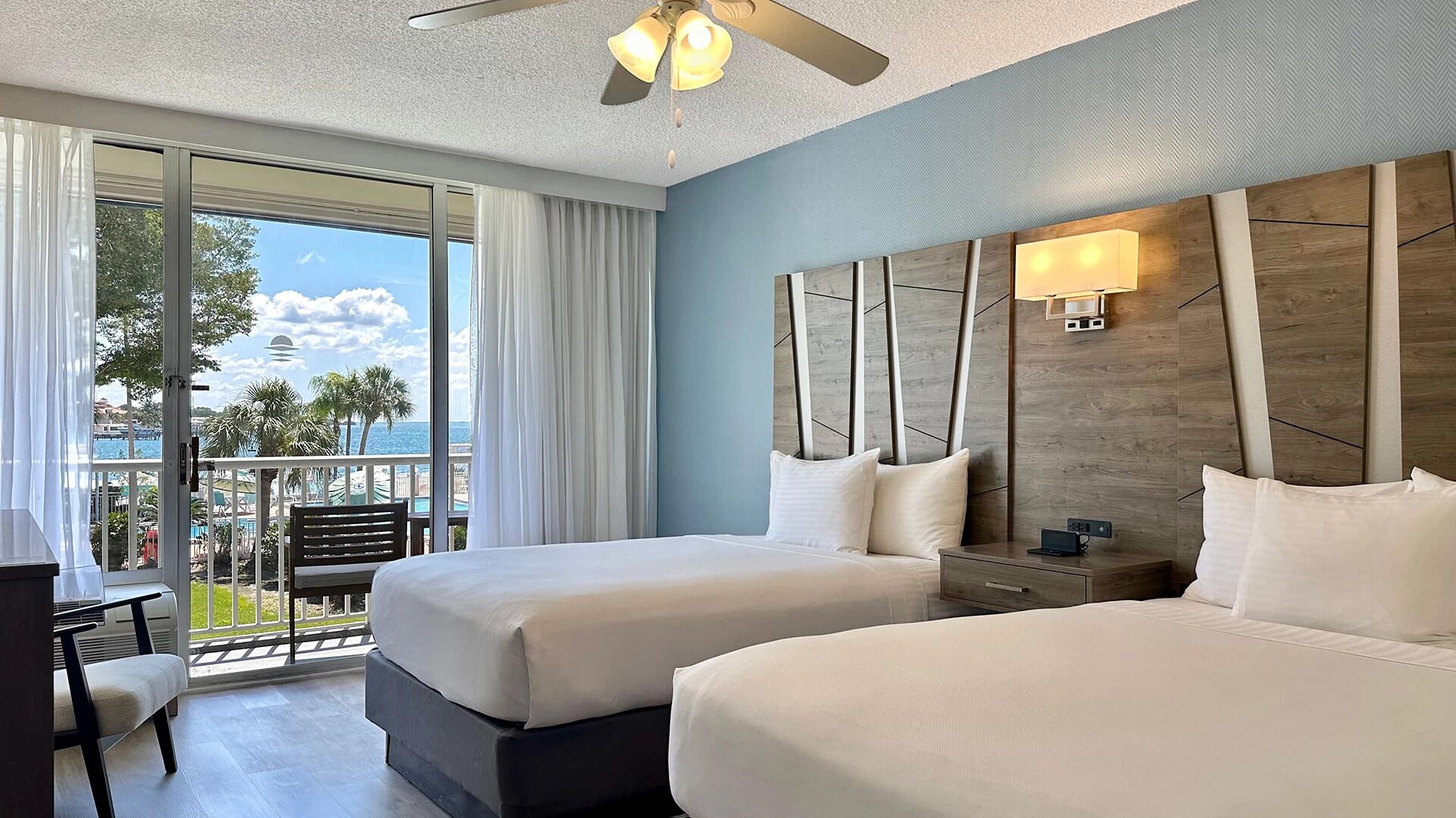 2 室のベッドルーム、アイロン / アイロン台、WiFi (無料)、ベッドシーツ