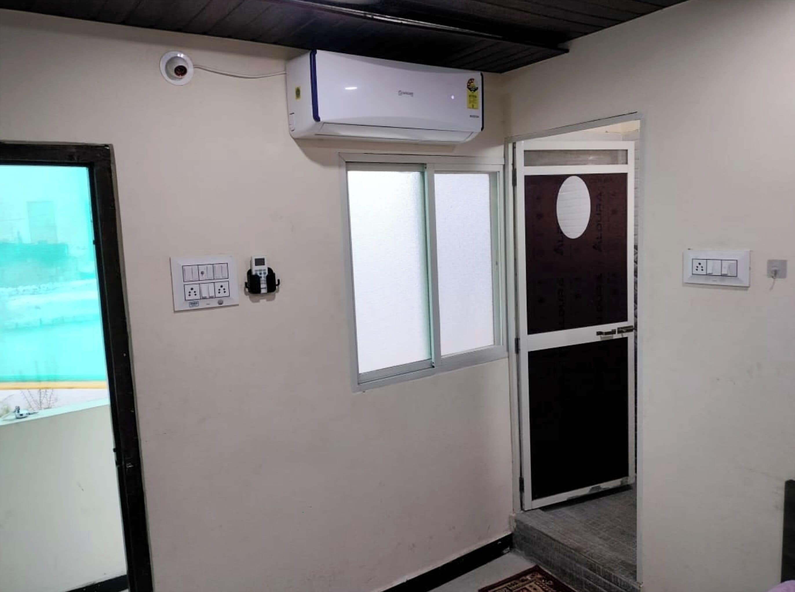 Phòng đôi Tiêu chuẩn, máy điều hòa | Bộ đồ giường kháng dị ứng, bàn, phòng cách âm 