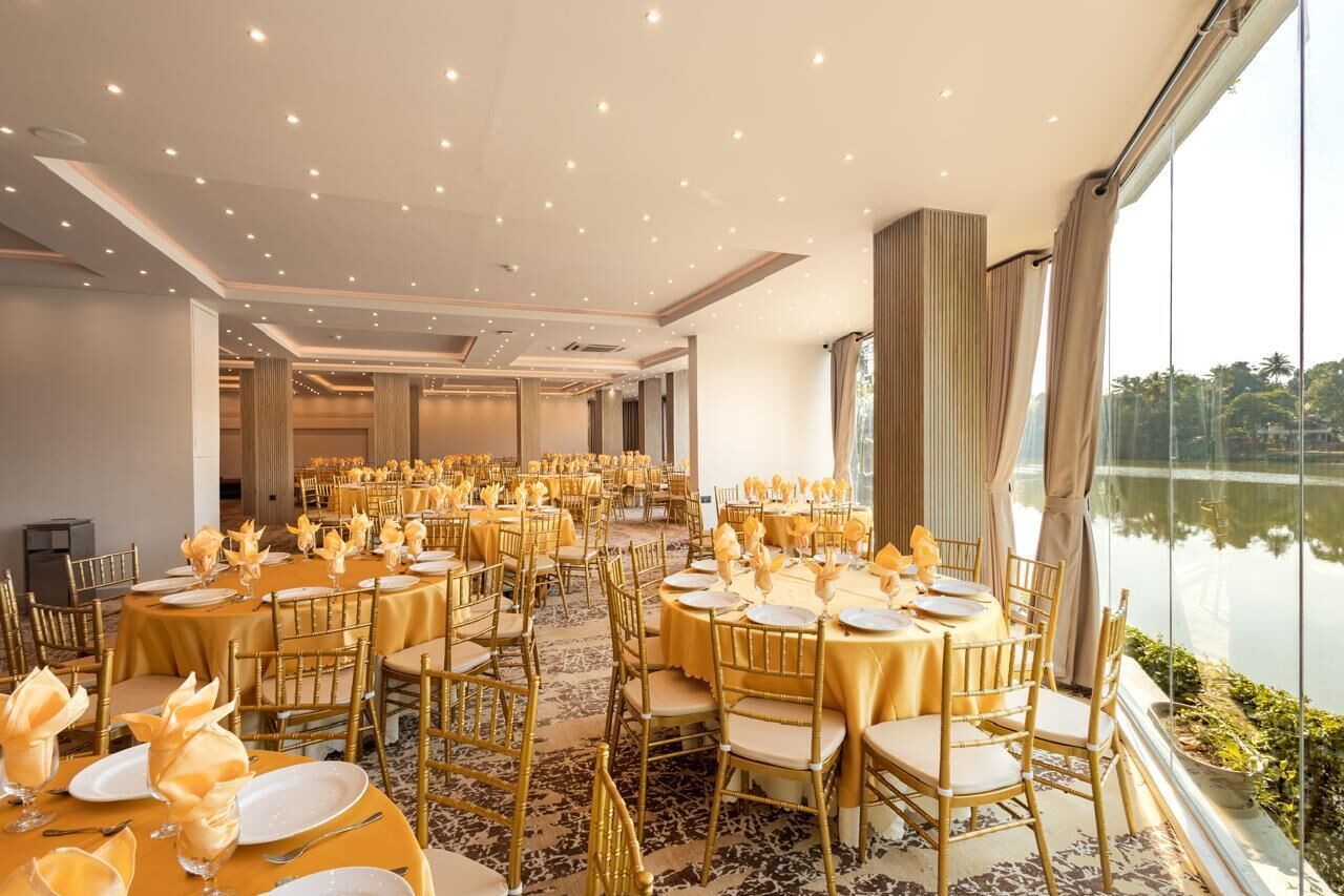 Banquet hall