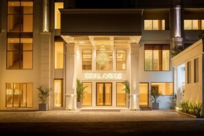 Front of property - Royal Avenue (Katugastota)