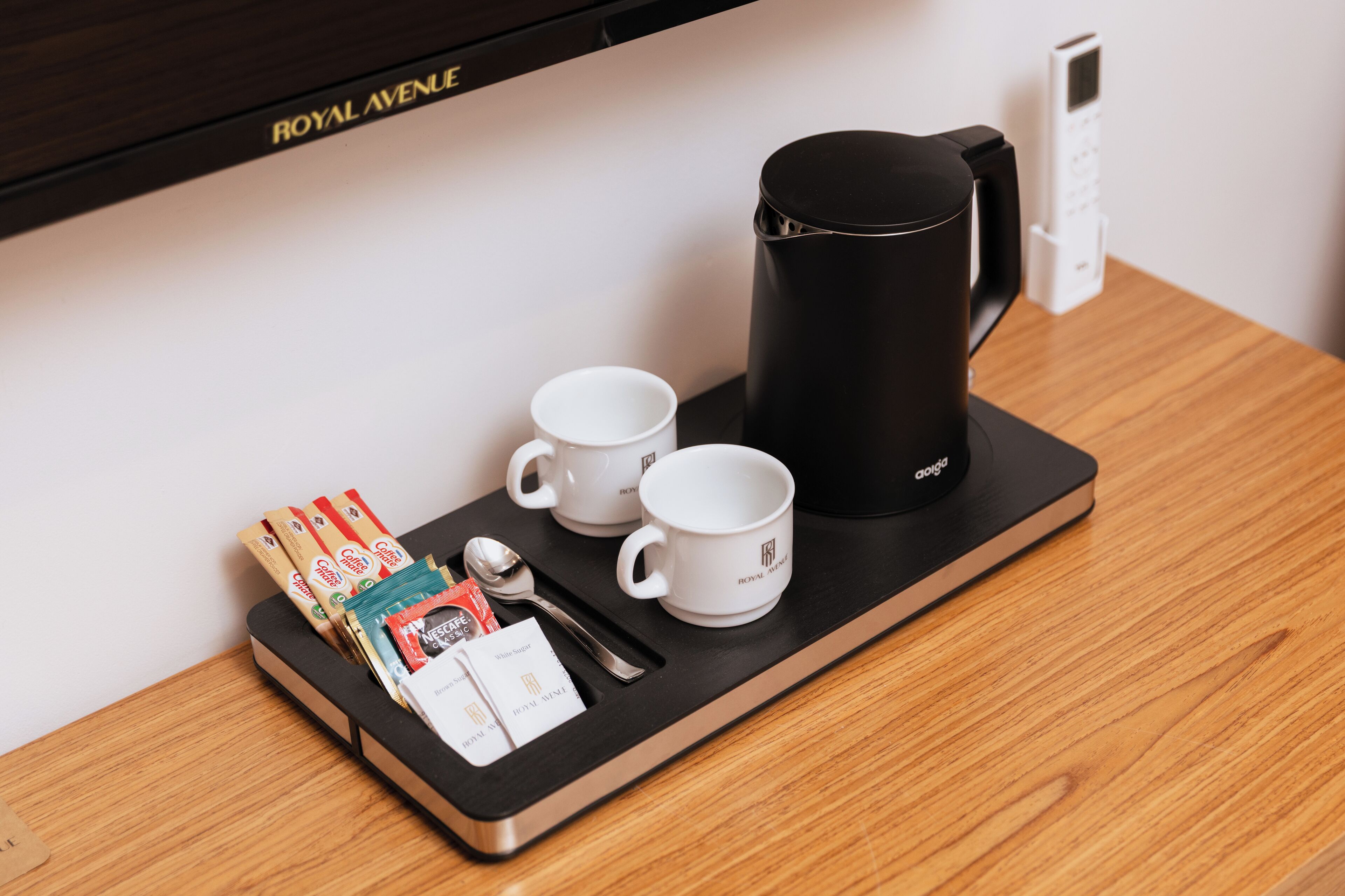 Phòng Deluxe | Bộ trải giường bằng vải Frette của Ý, bộ đồ giường cao cấp 