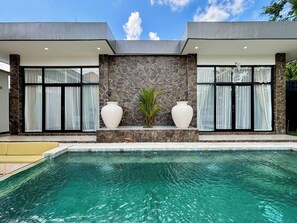 Piscine extérieure