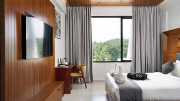 Individually decorated, free WiFi