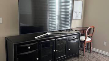 1 soverom, strykejern/-brett, wi-fi og sengetøy