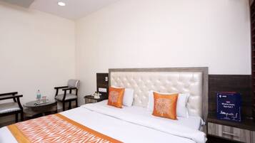 Deluxe-rum - utsikt mot staden | Gratis wi-fi och sängkläder