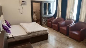 Camera Deluxe, vista città | Wi-Fi gratuito, lenzuola