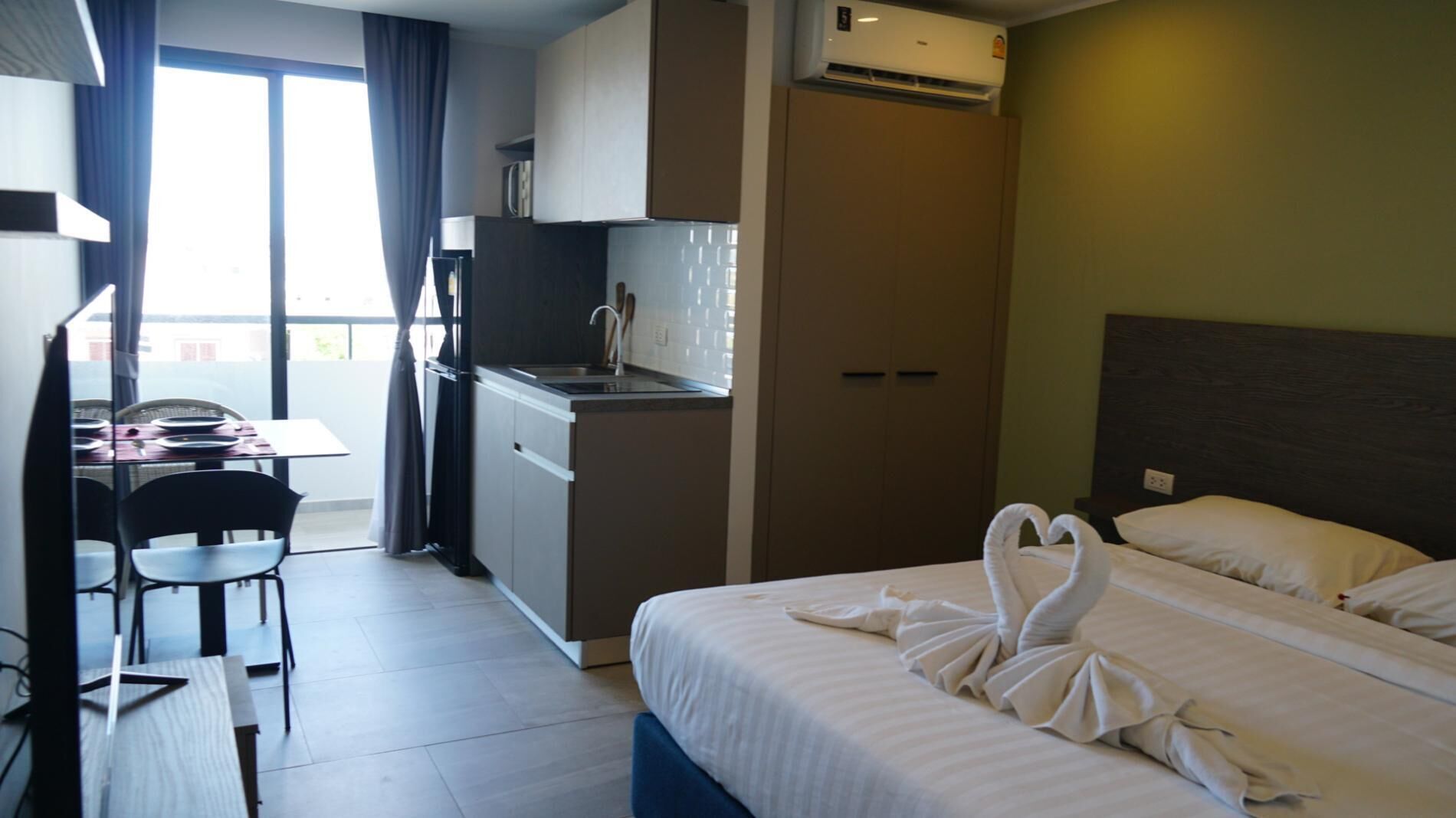 Caja de seguridad en la habitación y cortinas blackout 