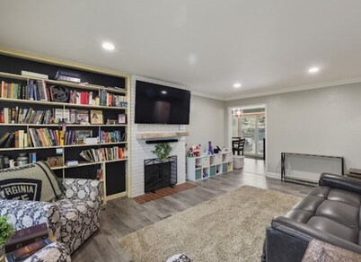 3-bedroom pet friendly house with AC in Shady Spring- close to Winterplace!