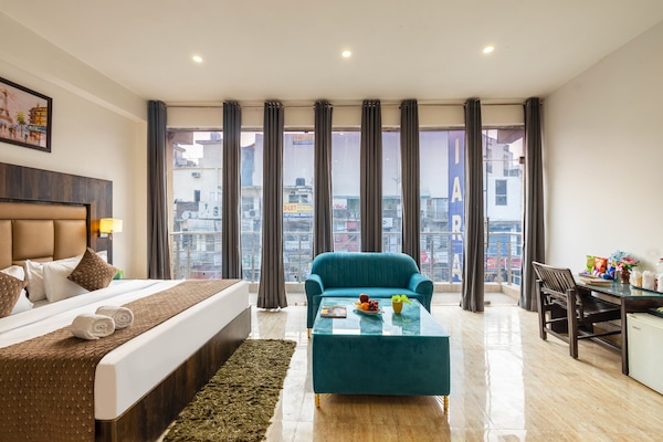 Habitación doble superior | Ropa de cama de alta calidad y caja de seguridad en la habitación