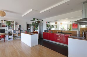 Four, plaque de cuisson, lave-vaisselle