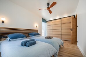 3 Schlafzimmer, Bügeleisen/Bügelbrett, Reisekinderbett, kostenloses WLAN